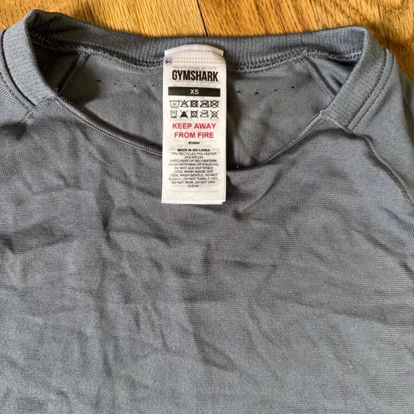 Gymshark Breeze Lightweight Seamless Long Sleeve Crop Top Grey XS - Picture 9 of 9